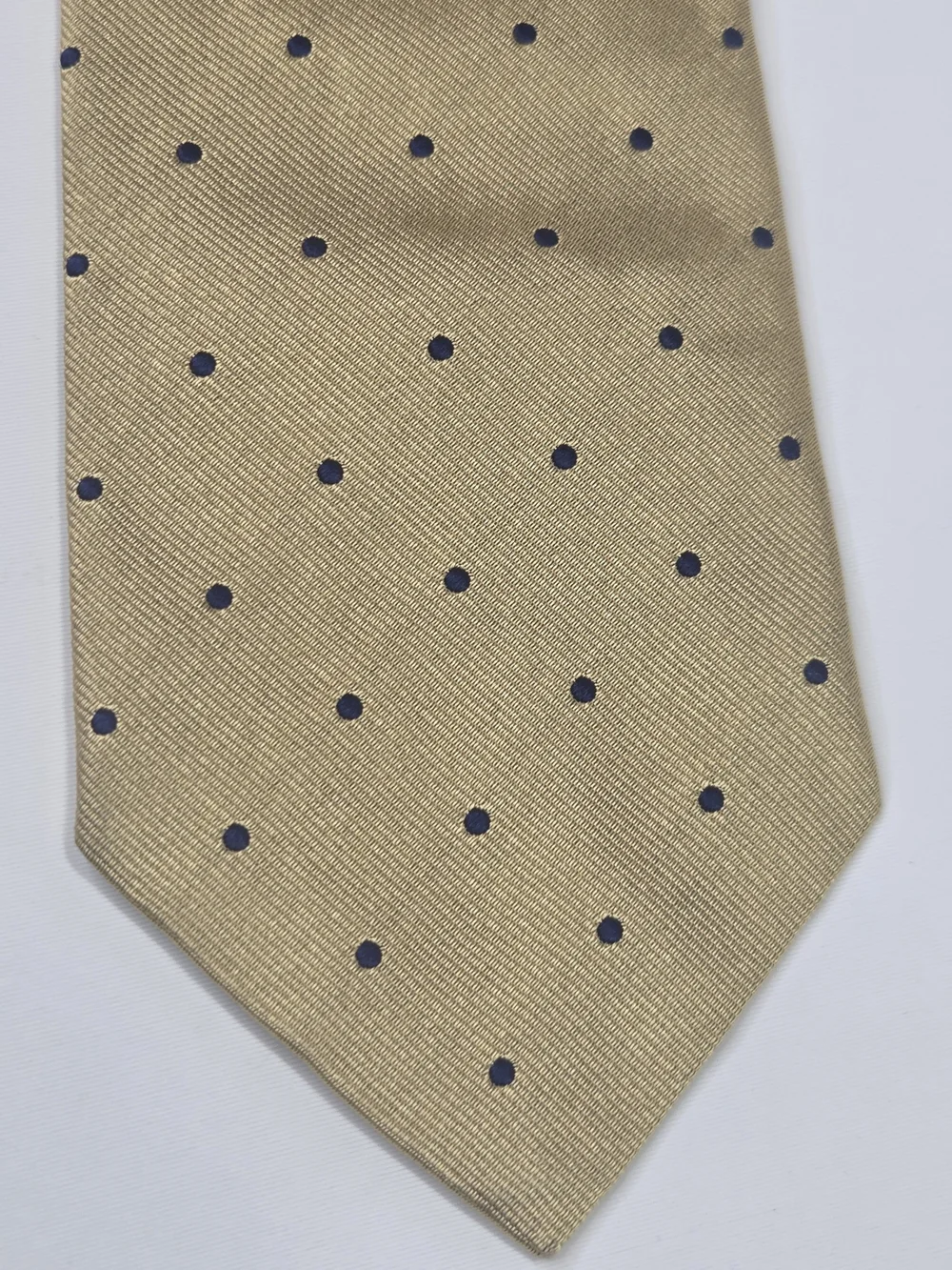 Brooks Brothers Mens 100% Silk Gold Tie With Navy Blue Polka Dots 3.5